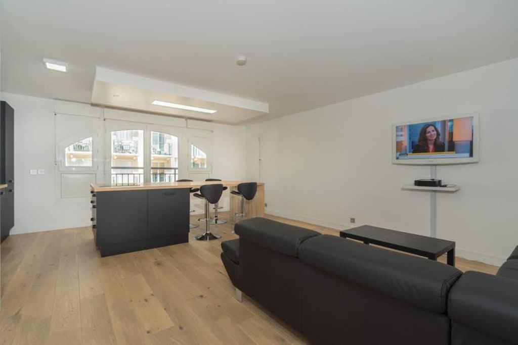 Lovely Apartment Close To A Big Shopping Mall Serris Eksteriør billede